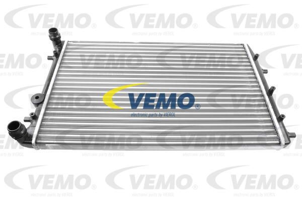 V15605048 VEMO Радиатор, охлаждение двигателя